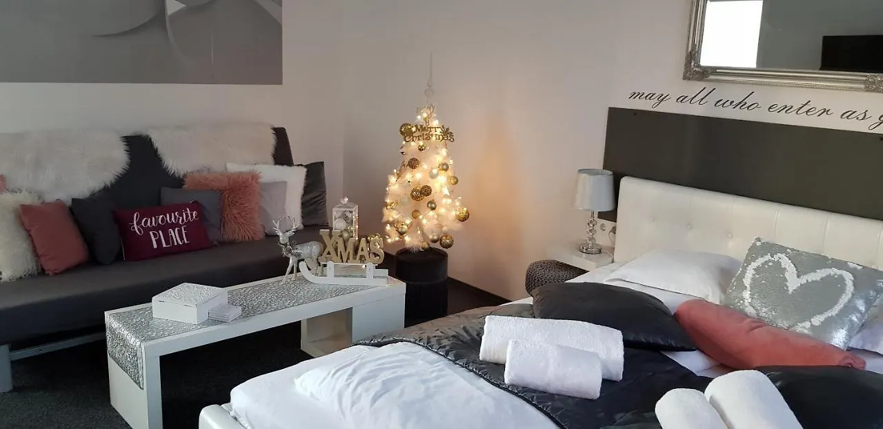 Apartmán Modern Flat With Perfect Location